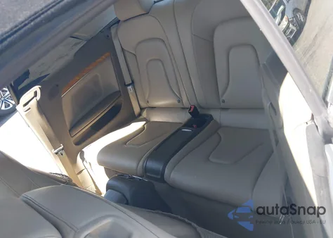 2010 Audi A5 Premium Plus z USA, uszkodzony, nr VIN WAUJFAFH7AN014050